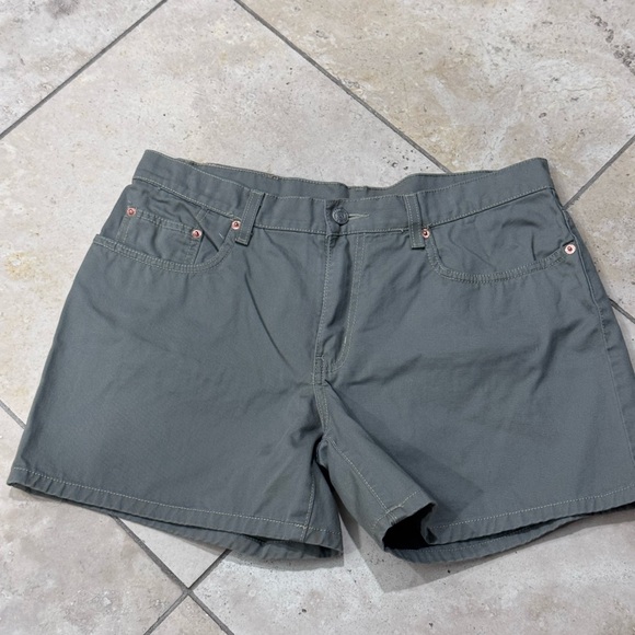 Ralph Lauren Women's Green Shorts - Picture 2 of 8